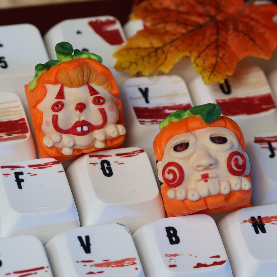 Horror Pumpkin $60 - Pennywise/ Billy - Glow in the dark - R1 Cherry Switch - $60/ea